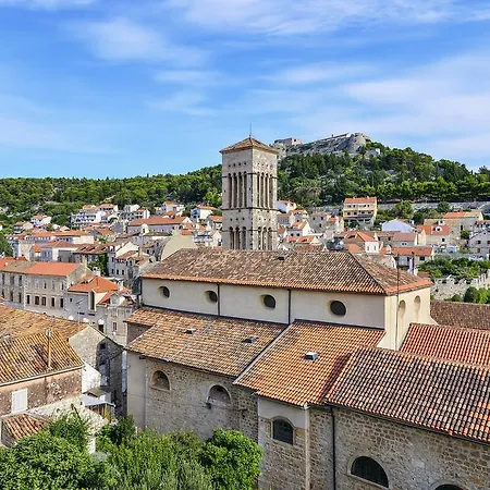 And Kampanel Hvar Town