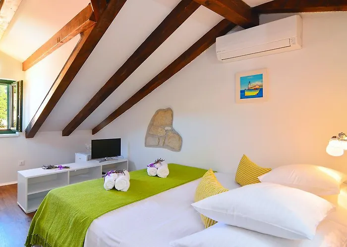 And Kampanel Guest house