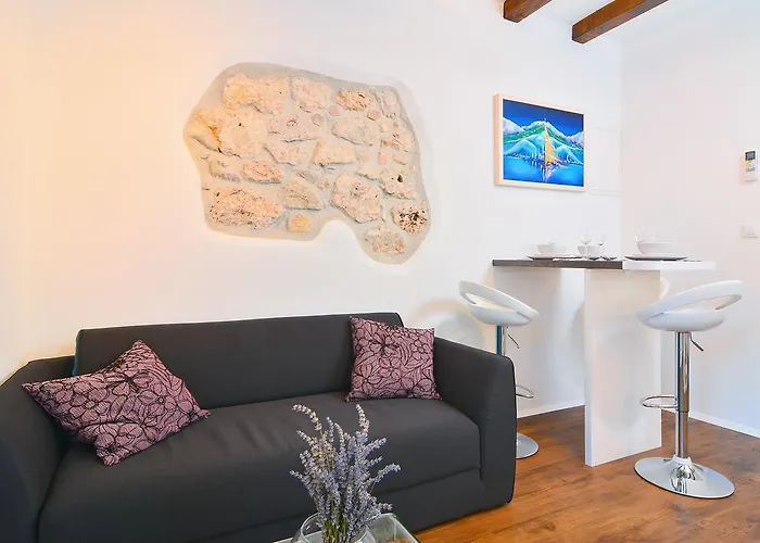 And Kampanel Hvar Town