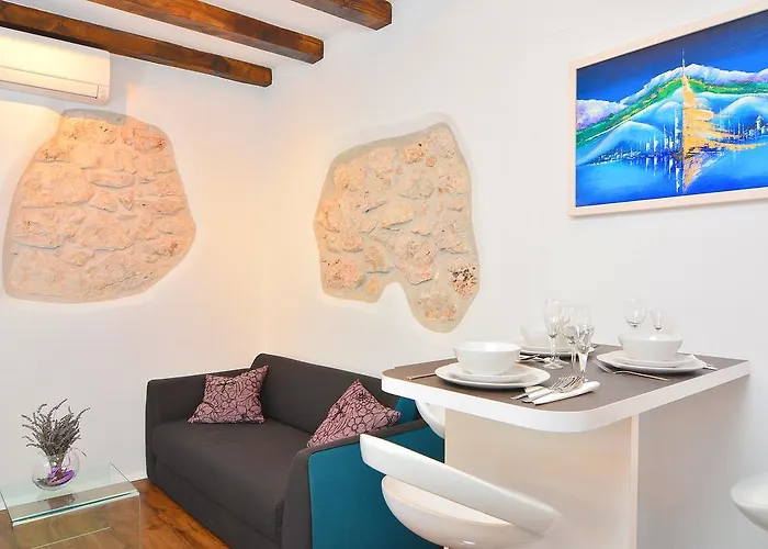 And Kampanel Gostinjska kuća