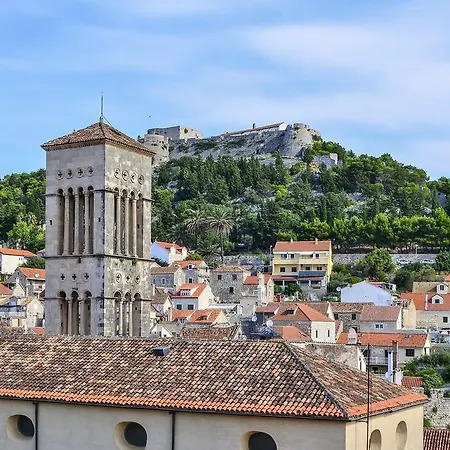 看姆潘内尔公寓和客房旅馆 招待所 赫瓦尔